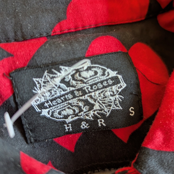 Hearts & Roses Red and Black Jacket - Picture 1 of 3